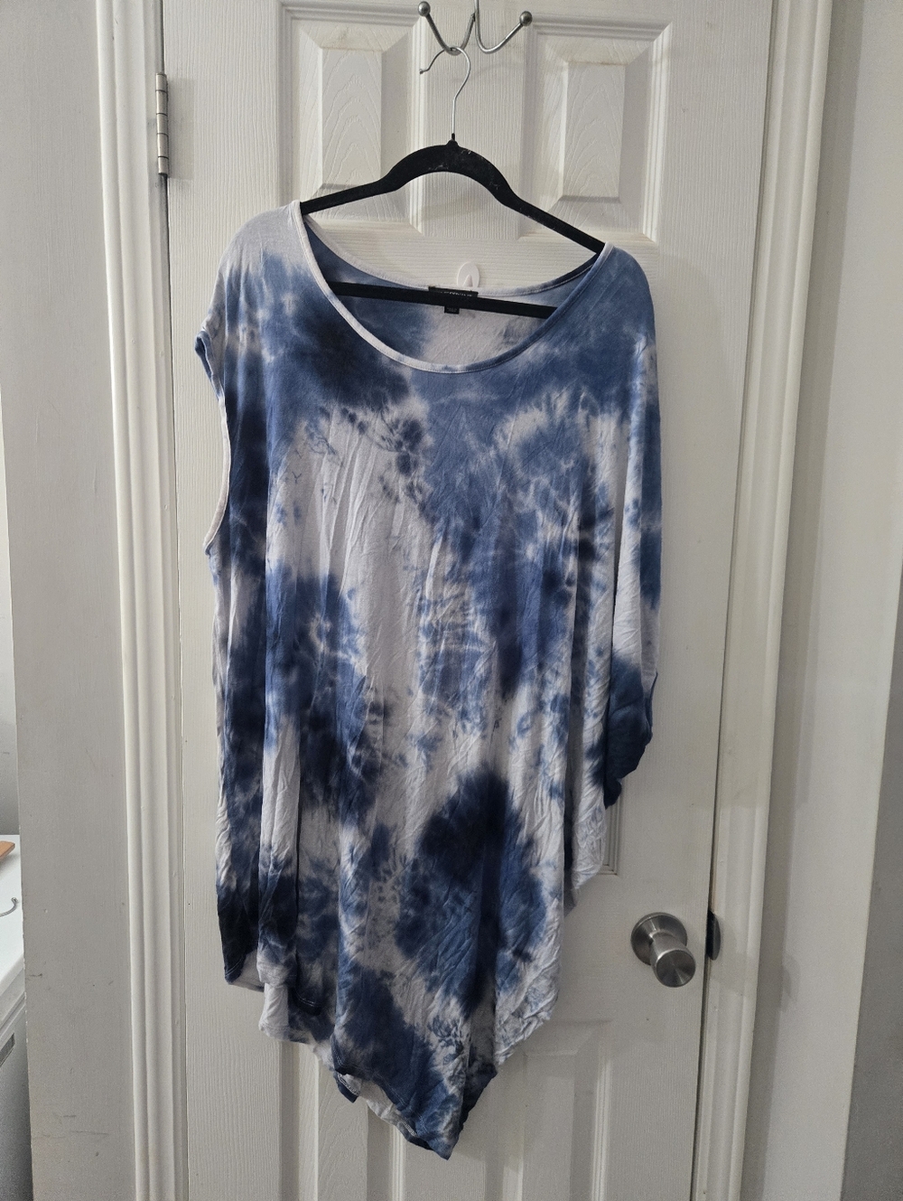 18/20 Lane Bryant asymmetrical knit top